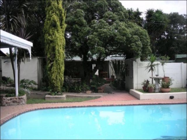 Stay-A-While Guesthouse Edenvale Exterior photo