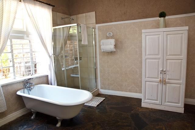 Stay-A-While Guesthouse Edenvale Exterior photo